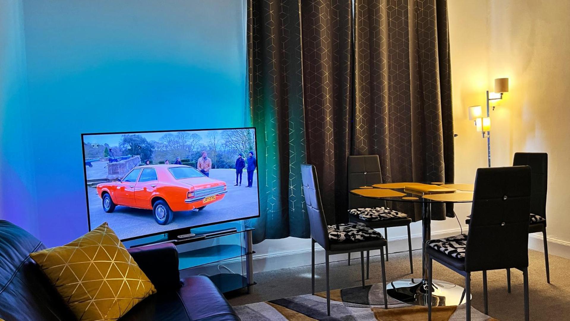 2 Bedrooms Entire Apartment Self Check In Kelty Екстериор снимка